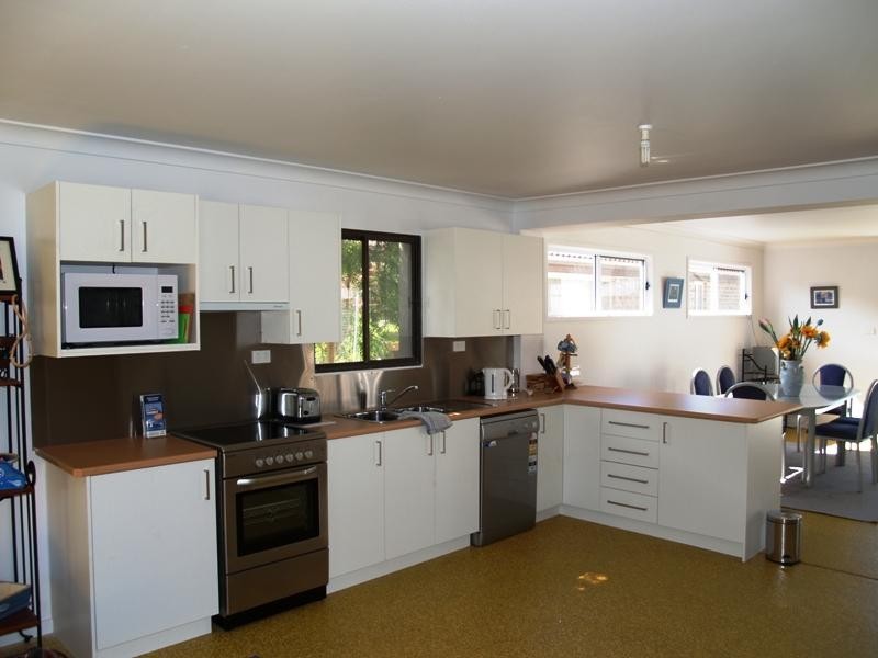 27 Roskell Road, Callala Beach NSW 2540