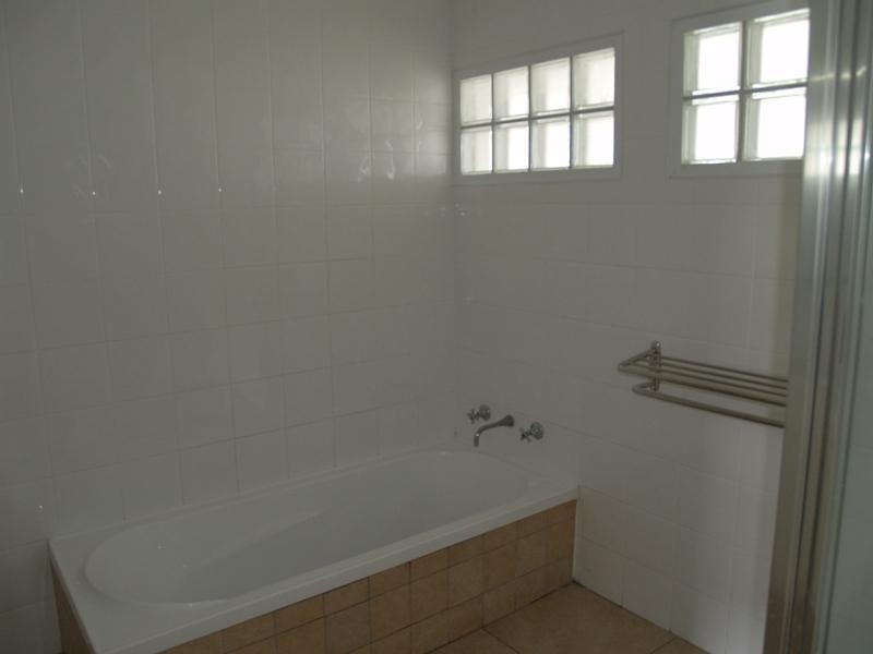 27 Roskell Road, Callala Beach NSW 2540