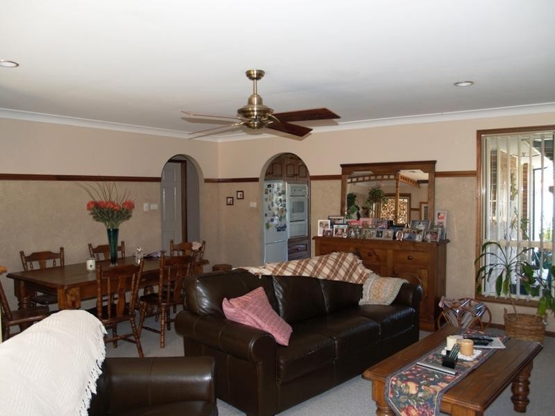 10 Torrens Close, Callala Bay NSW 2540