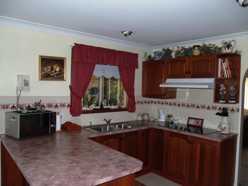 10 Torrens Close, Callala Bay NSW 2540