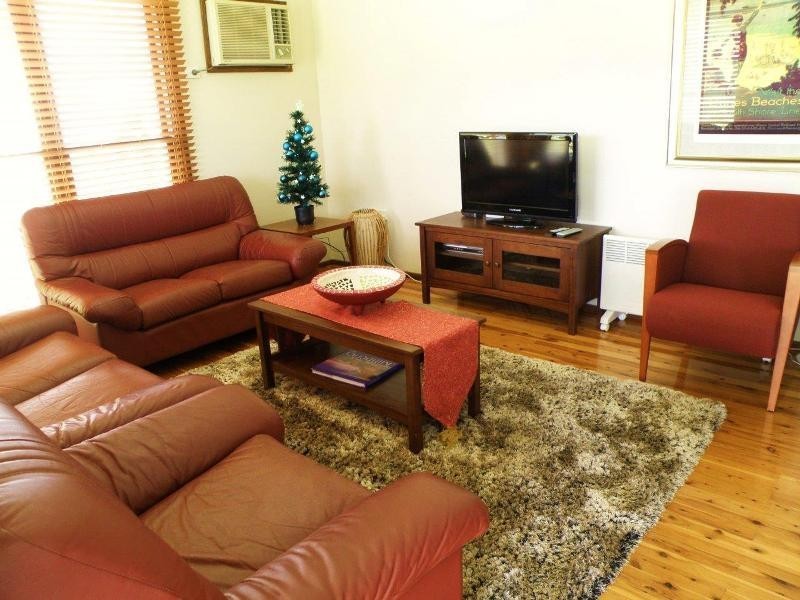 104 Watts Road, Callala Beach NSW 2540