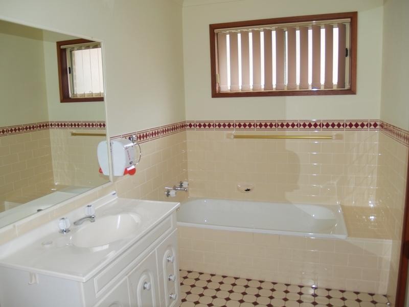 7 Gowlland Crescent, Callala Bay NSW 2540