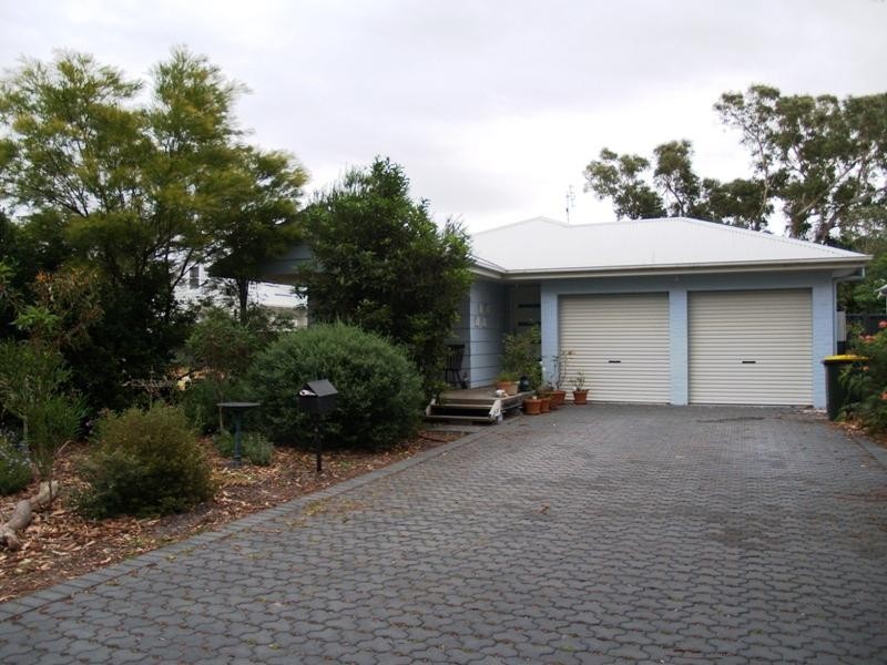 4 Sagewood Row, Callala Beach NSW 2540