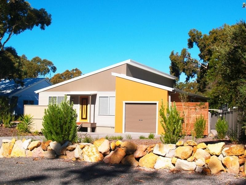 25 Caffery Circuit, Callala Beach NSW 2540