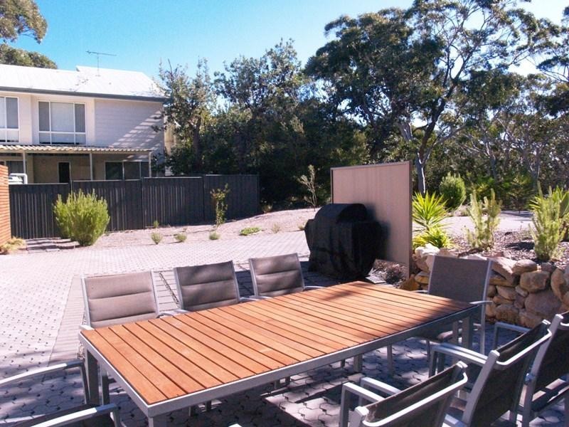 25 Caffery Circuit, Callala Beach NSW 2540