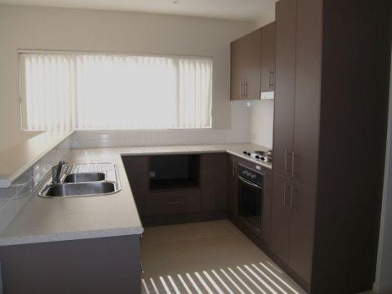 2/27E Gowlland Crescent, Callala Bay NSW 2540