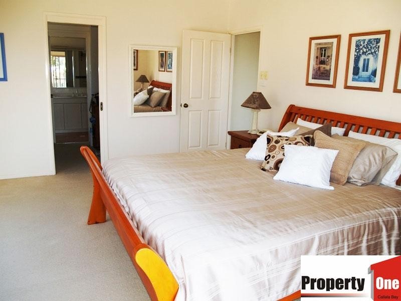 2 Sir Henry Crescent, Callala Beach NSW 2540