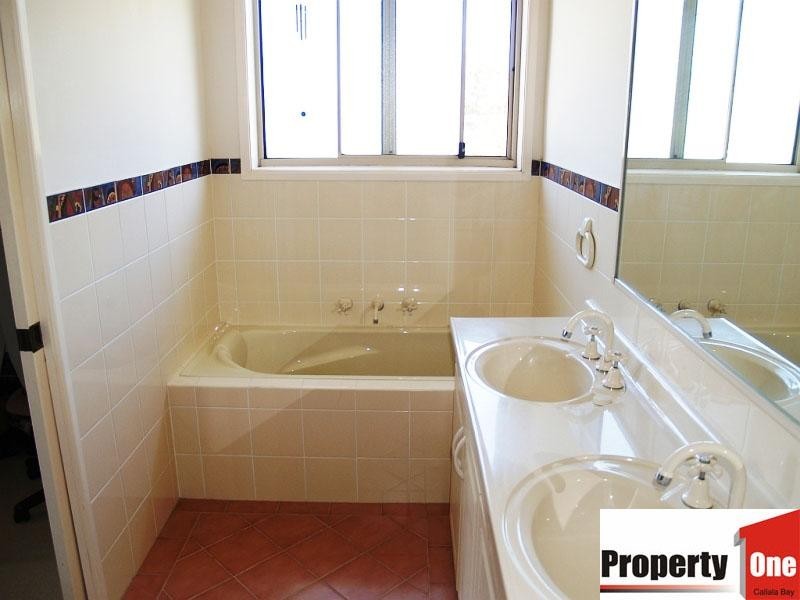 2 Sir Henry Crescent, Callala Beach NSW 2540