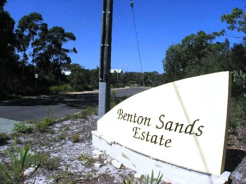 18 Sandlewood Cove, Callala Beach NSW 2540