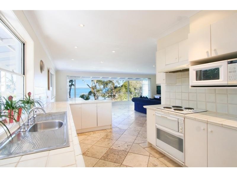 36 Boorawine Terrace, Callala Bay NSW 2540