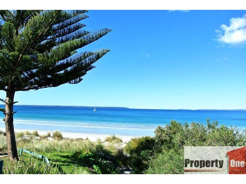 59 Quay Road, Callala Beach NSW 2540
