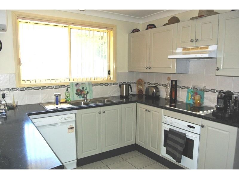 40 Hollingsworth Crescent, Callala Bay NSW 2540