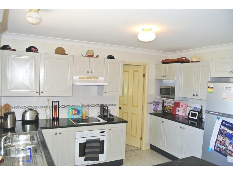 40 Hollingsworth Crescent, Callala Bay NSW 2540