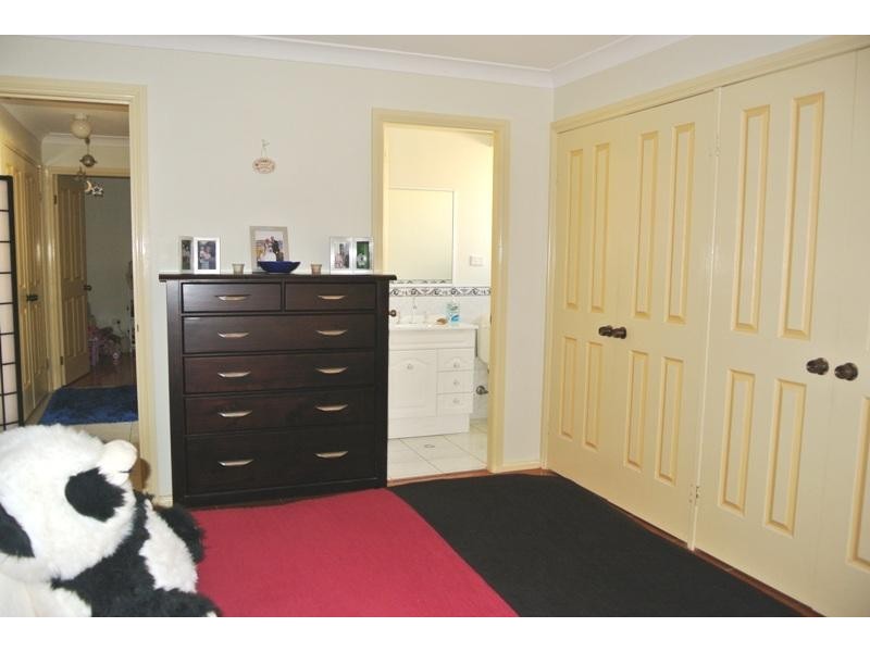 40 Hollingsworth Crescent, Callala Bay NSW 2540