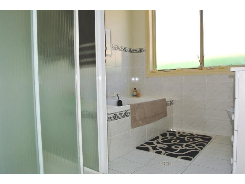 40 Hollingsworth Crescent, Callala Bay NSW 2540