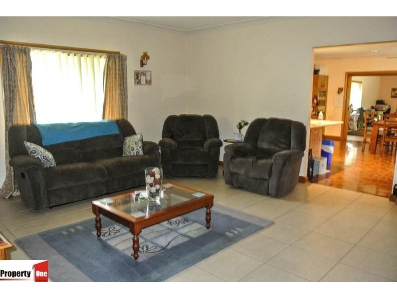 83 Callala Beach Road, Callala Beach NSW 2540