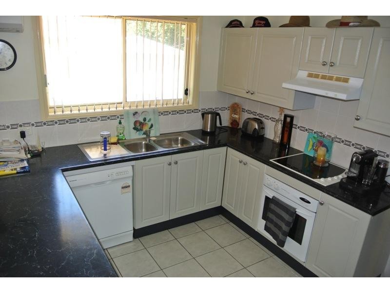 40 Hollingsworth Crescent, Callala Bay NSW 2540