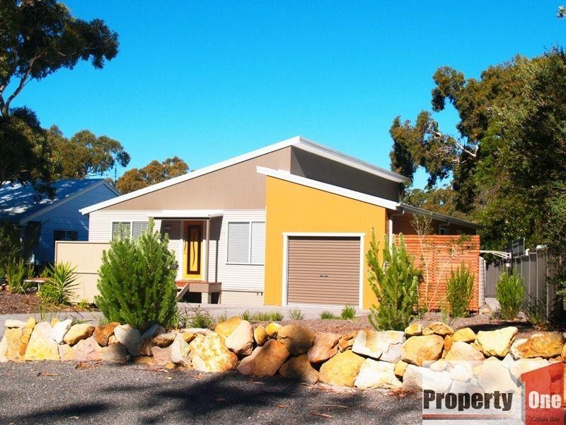 25 Caffrey Circuit, Callala Beach NSW 2540