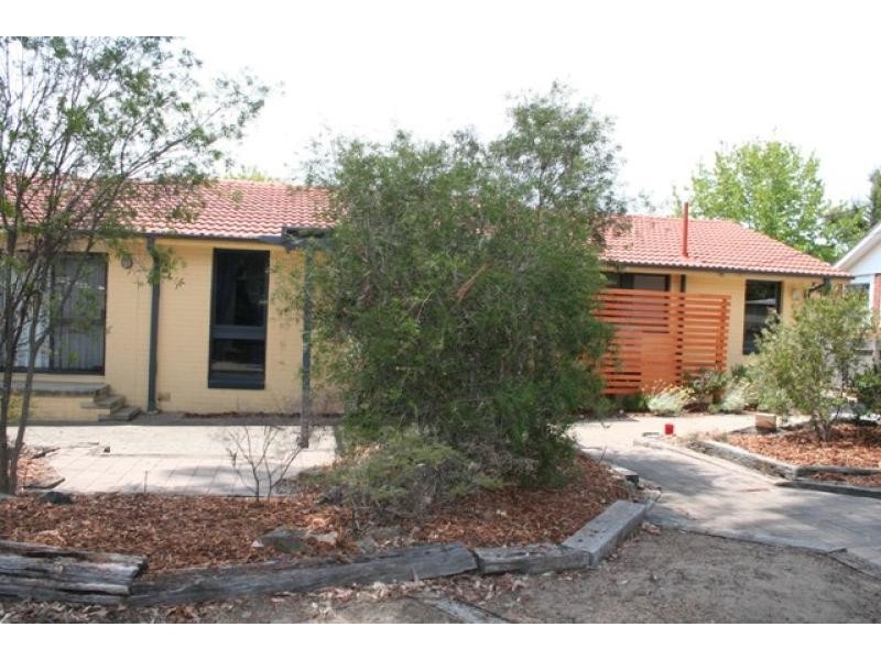 14 Shenton Crescent STIRLING 2611, Stirling ACT 2611