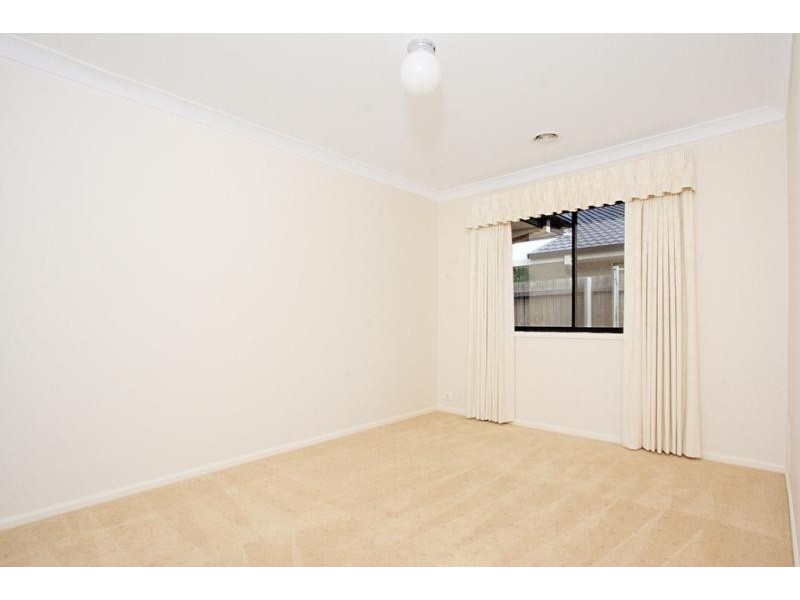 15 Dame Zara Street, Gungahlin ACT 2912