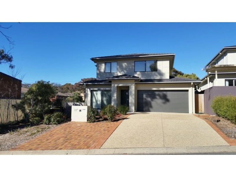 28b Bindel Place, Aranda ACT 2614