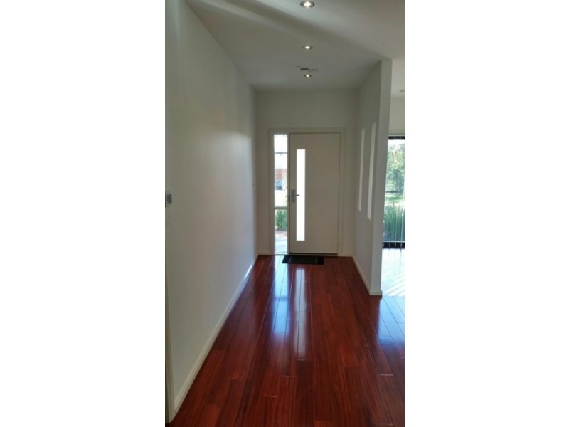 28b Bindel Place, Aranda ACT 2614