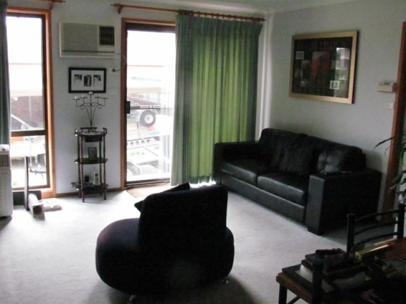 9 Zeitz Court, Banks ACT 2906