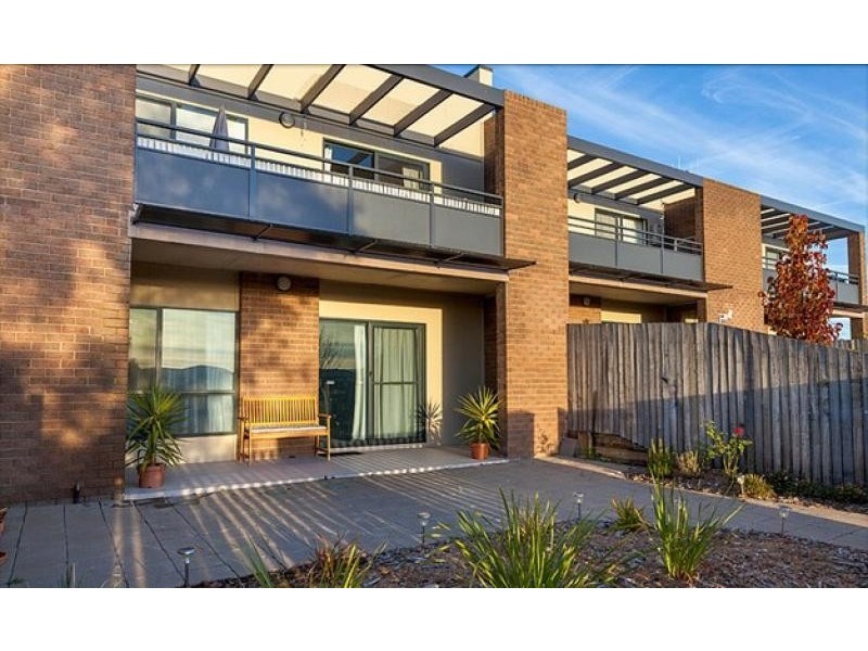 5/4 Jeff Snell Crescent, Dunlop ACT 2615