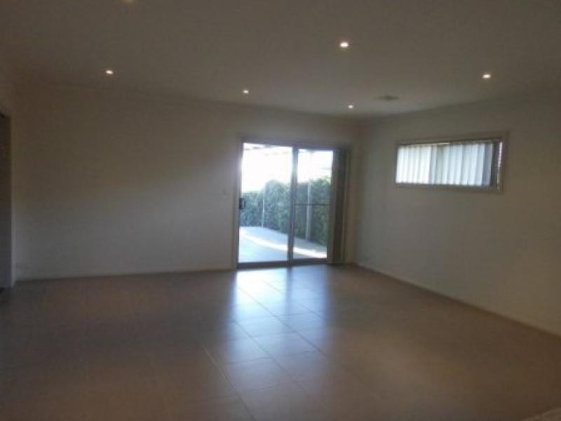 45 Amy Ackman Street, Forde ACT 2914