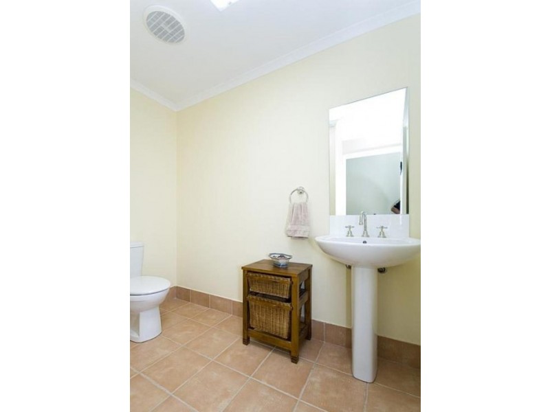 16 Hendry Close, Nicholls ACT 2913