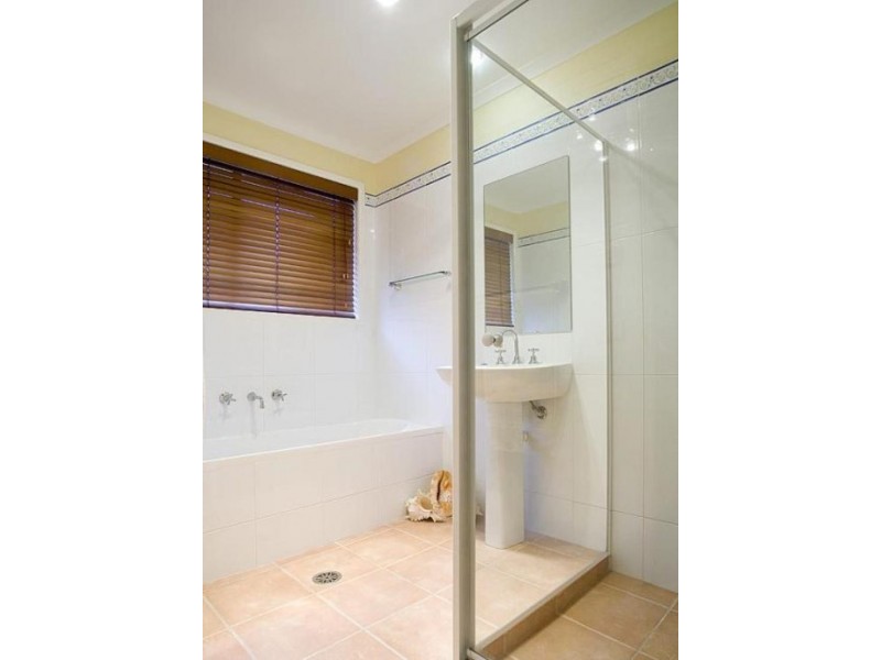 16 Hendry Close, Nicholls ACT 2913