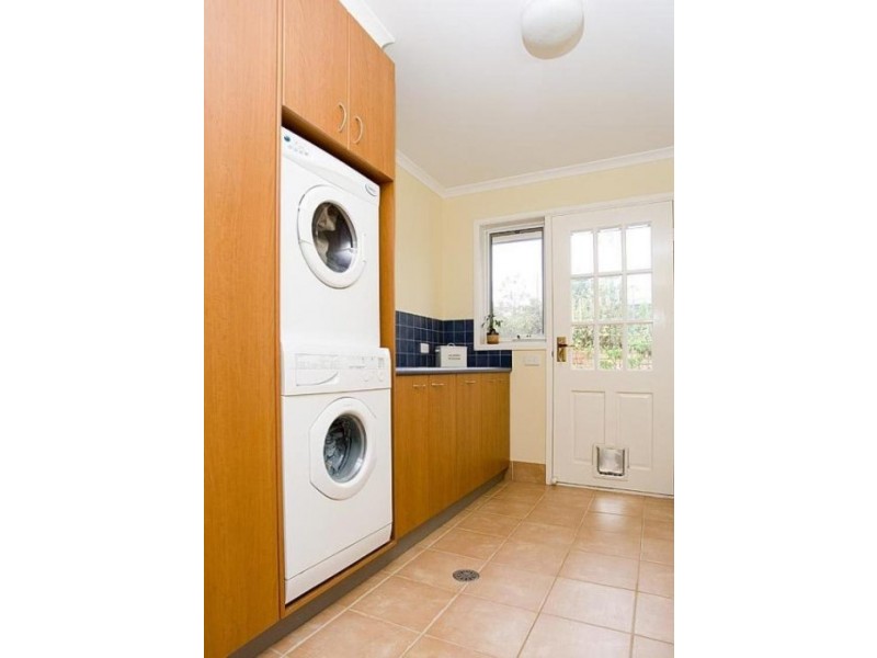 16 Hendry Close, Nicholls ACT 2913