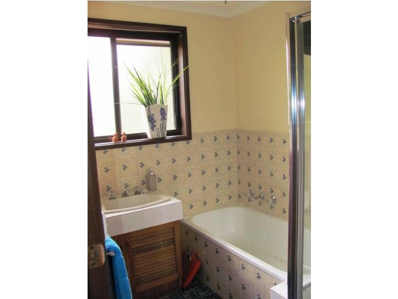 12 Michie Street, Wanniassa ACT 2903