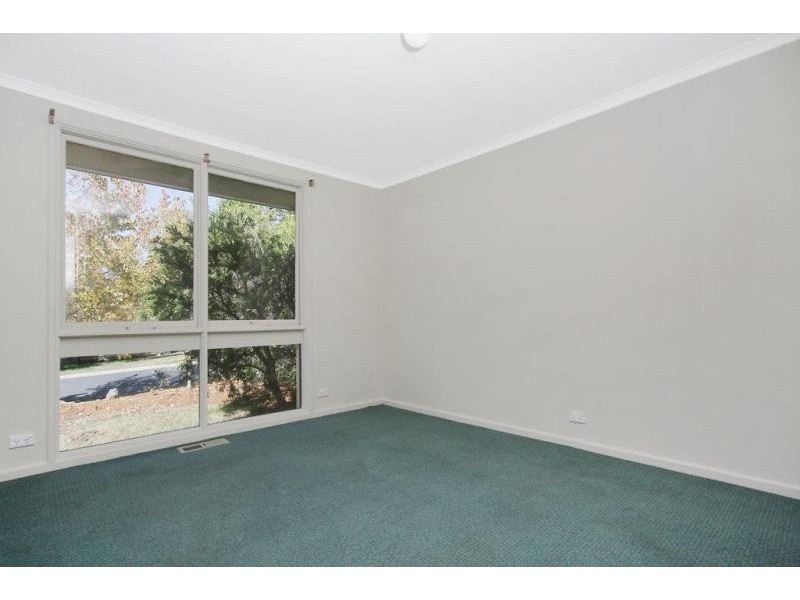 14 Shenton Crescent, Stirling ACT 2611