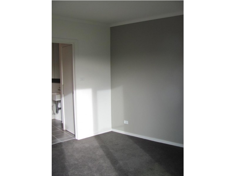 219/142 Anketell Street, Greenway ACT 2900