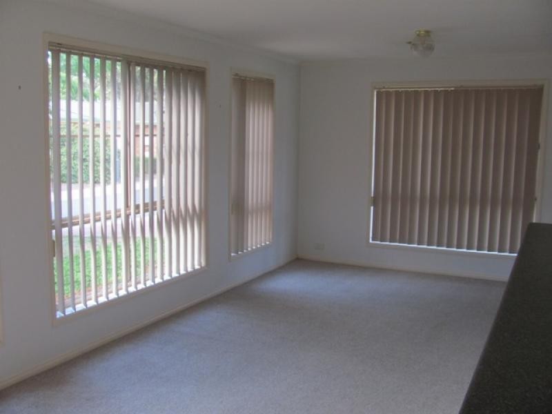 2/4 Cassidy Close, Holt ACT 2615