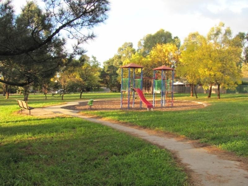 2/4 Cassidy Close, Holt ACT 2615