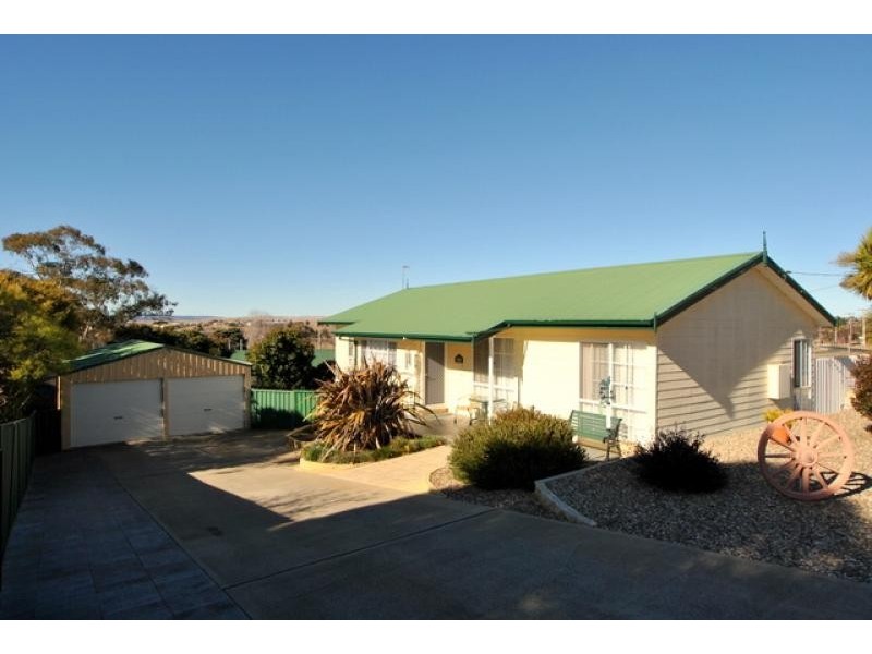 8 Orana Avenue COOMA 2630, Cooma NSW 2630