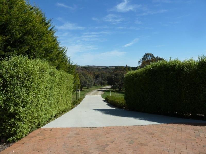 1696 Bungendore Road, Bywong NSW 2621