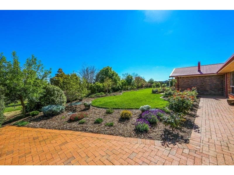 1696 Bungendore Road, Bywong NSW 2621