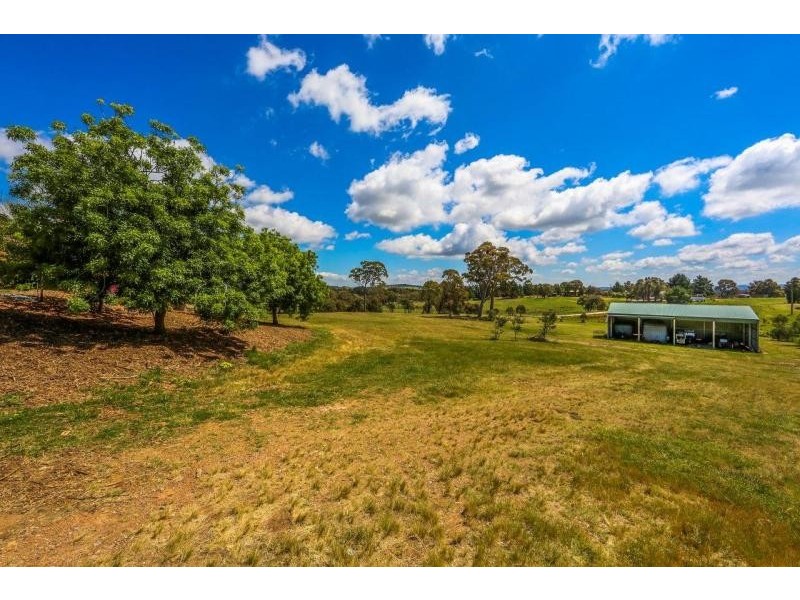 1696 Bungendore Road, Bywong NSW 2621