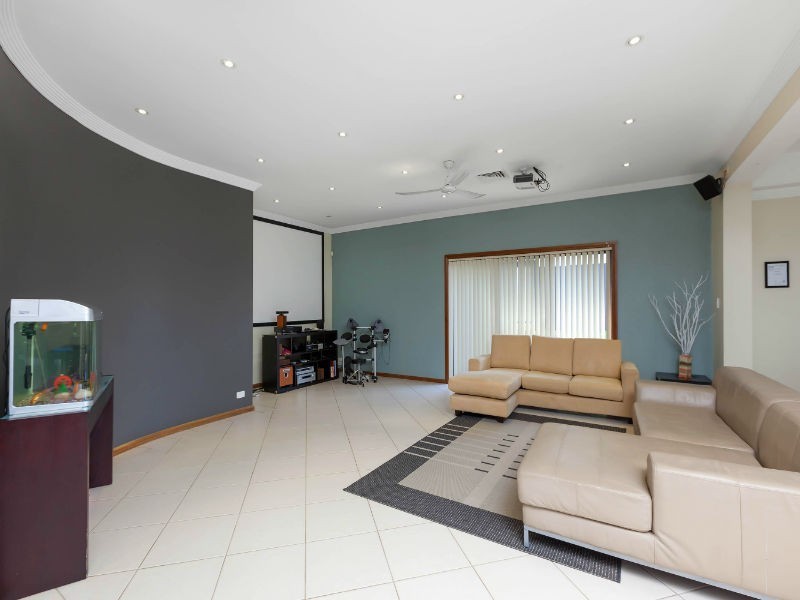 Macquarie Links NSW 2565