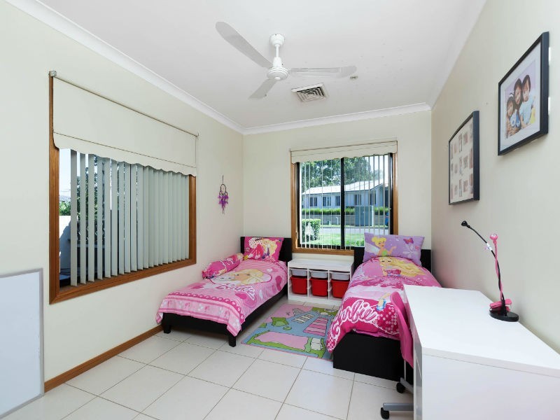 Macquarie Links NSW 2565