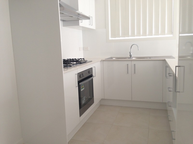 11 Oates Place, Spring Farm NSW 2570