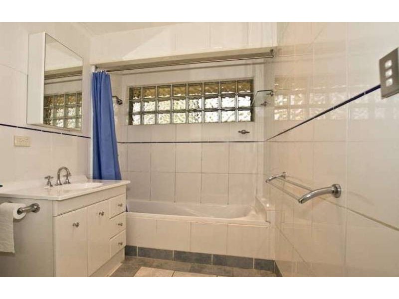 3 Elgata Crescent, Bradbury NSW 2560