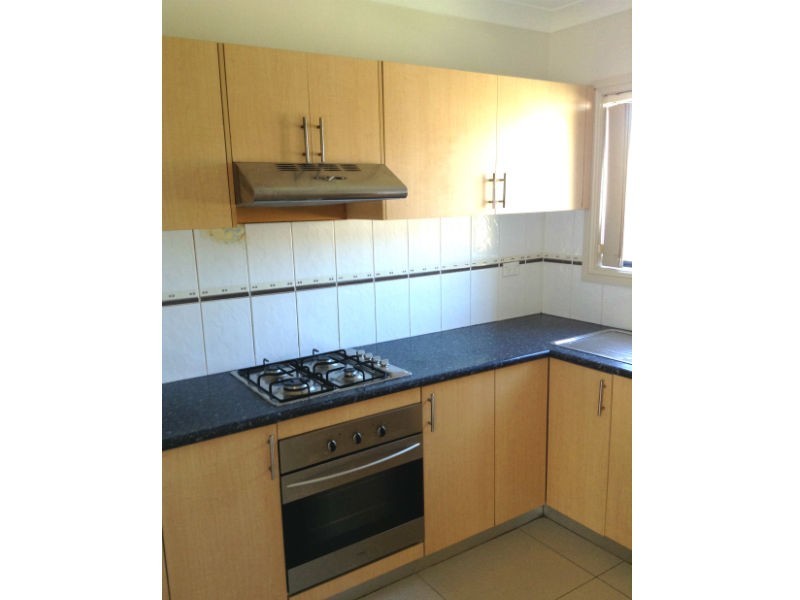 3/7-9 Pembroke Road, Minto NSW 2566