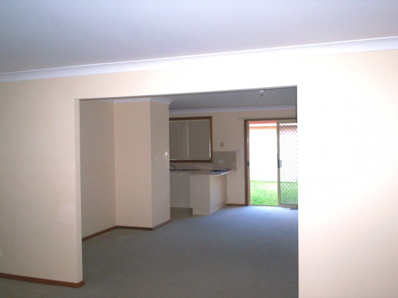 42a Carandini Street, St Helens Park NSW 2560