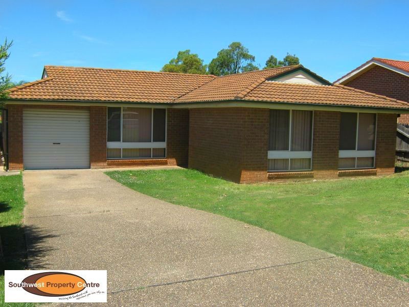 5 Greengate Road, St Helens Park NSW 2560