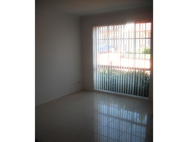 12/2-6 Macquarie Road, Ingleburn NSW 2565