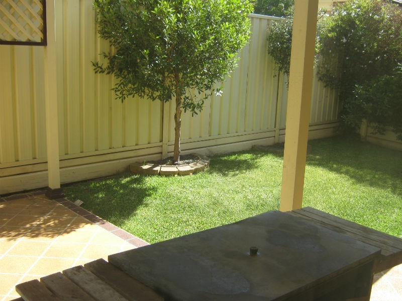 4 Owen Stanley, Mount Annan NSW 2567